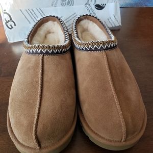 UGG Tasman Slipper BRAND NEW in Chestnut women's size 10